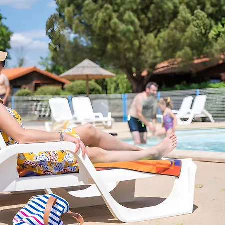 Bois 7 Domaine Les Epinettes Campingplatz Saint-Gervais (Vendee)