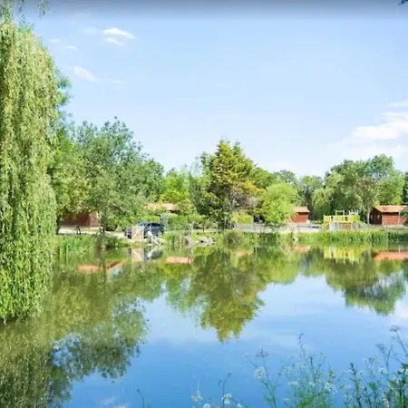 Bois 7 Domaine Les Epinettes Campingplatz Saint-Gervais (Vendee)